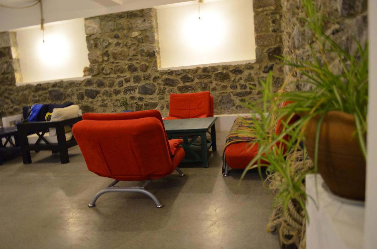 Aia Kazbegi Hotel Bagian luar foto